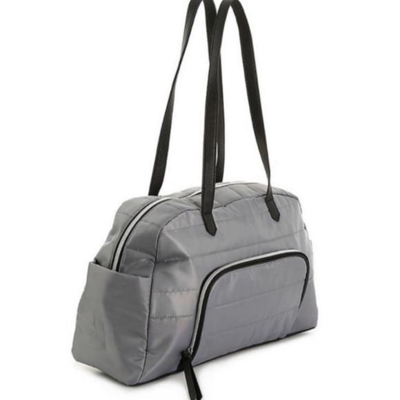 DSW Duffle Bag - Picture 2 of 7